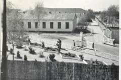 Army Numerical e999917494 p23 Kamp Vught Lt J E DeGuire 21-23 april - Copy (2)