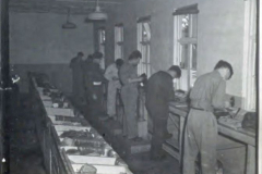 Army Numerical e999917494 p26 Kamp Vught Lt J E DeGuire 21-23 april