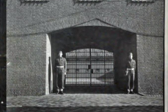 Army Numerical e999917494 p28 Kamp Vught Lt J E DeGuire 21-23 april - Copy (3)