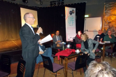 2018-11-21 Burgemeester Mikkers bezoekt de Engelenburcht en maakt kennis met een aantal verenigingen w.o. Angrisa (3)