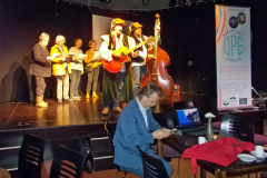 2018-11-21 Burgemeester Mikkers bezoekt de Engelenburcht en maakt kennis met een aantal verenigingen w.o. Angrisa (4)